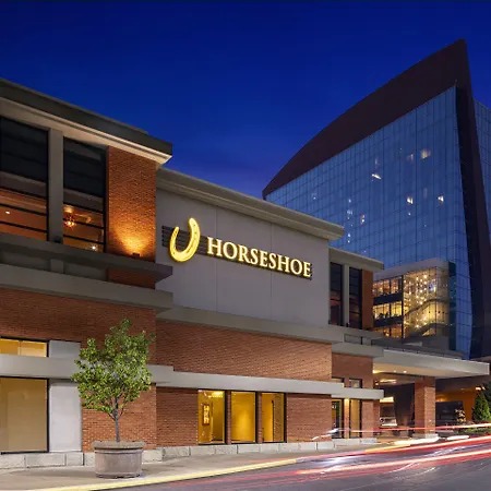 Hotelumiere At The Arch Hotel & Casino - A Caesars Rewards Destination-3